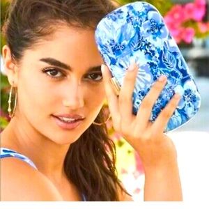 Lilly Pulitzer Blue Clutch Coastal Catch N Keep Bag Gold Chain NWOT